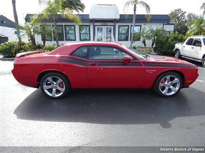 2011 Dodge Challenger SE - Photo 2 - Naples, FL 34104