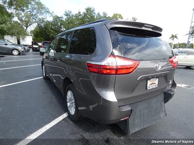 2017 Toyota Sienna XLE  Wheelchair Accessible - Photo 9 - Naples, FL 34104