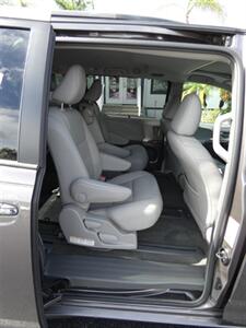 2017 Toyota Sienna XLE  Wheelchair Accessible - Photo 53 - Naples, FL 34104