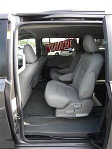 2017 Toyota Sienna XLE  Wheelchair Accessible - Photo 43 - Naples, FL 34104