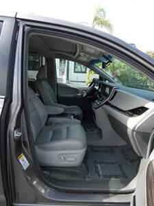 2017 Toyota Sienna XLE  Wheelchair Accessible - Photo 50 - Naples, FL 34104
