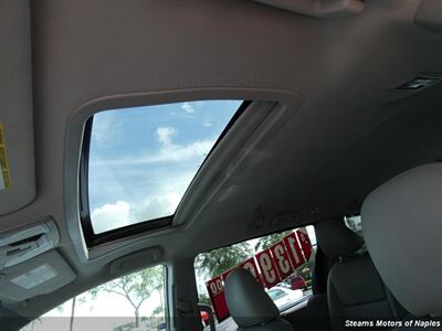 2017 Toyota Sienna XLE  Wheelchair Accessible - Photo 37 - Naples, FL 34104
