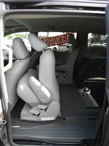 2017 Toyota Sienna XLE  Wheelchair Accessible - Photo 45 - Naples, FL 34104