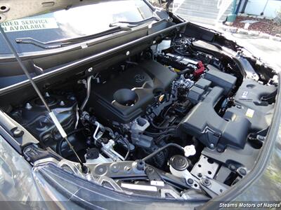 2023 Toyota RAV4 XLE   - Photo 7 - Naples, FL 34104