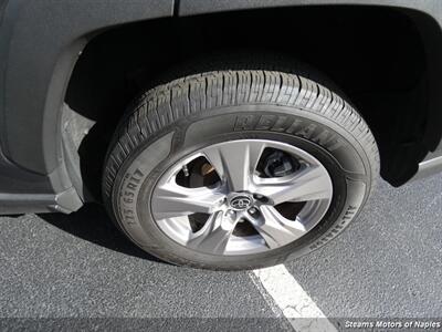 2023 Toyota RAV4 XLE   - Photo 19 - Naples, FL 34104