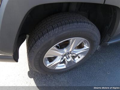 2023 Toyota RAV4 XLE   - Photo 16 - Naples, FL 34104