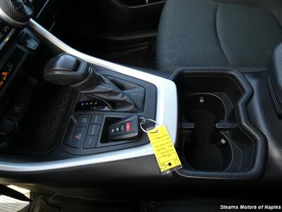 2023 Toyota RAV4 XLE   - Photo 31 - Naples, FL 34104