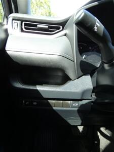 2023 Toyota RAV4 XLE   - Photo 22 - Naples, FL 34104