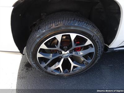 2018 Cadillac Escalade ESV Platinum   - Photo 17 - Naples, FL 34104