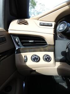 2018 Cadillac Escalade ESV Platinum   - Photo 25 - Naples, FL 34104