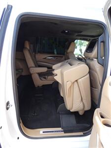 2018 Cadillac Escalade ESV Platinum   - Photo 63 - Naples, FL 34104