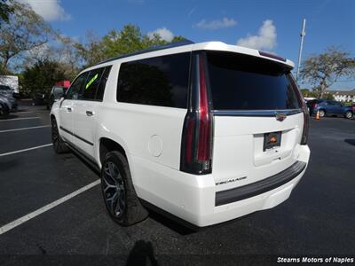 2018 Cadillac Escalade ESV Platinum   - Photo 9 - Naples, FL 34104