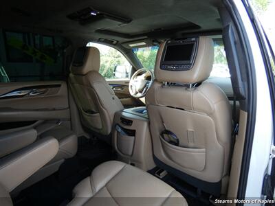2018 Cadillac Escalade ESV Platinum   - Photo 61 - Naples, FL 34104