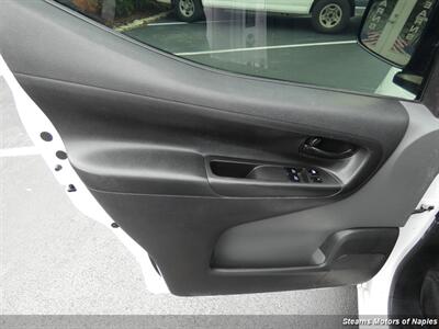 2020 Nissan NV 200 S   - Photo 38 - Naples, FL 34104