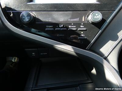 2019 Toyota Camry SE - Photo 31 - Naples, FL 34104
