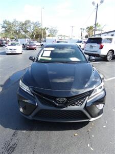 2019 Toyota Camry SE - Photo 5 - Naples, FL 34104
