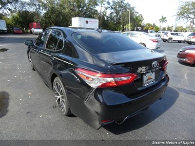 2019 Toyota Camry SE - Photo 9 - Naples, FL 34104