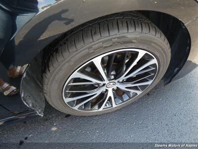 2019 Toyota Camry SE - Photo 19 - Naples, FL 34104