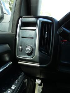 2018 Chevrolet Silverado 1500 LT   - Photo 22 - Naples, FL 34104
