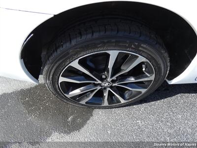 2019 Toyota Corolla SE   - Photo 15 - Naples, FL 34104