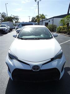 2019 Toyota Corolla SE   - Photo 5 - Naples, FL 34104