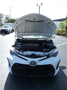 2019 Toyota Corolla SE   - Photo 6 - Naples, FL 34104