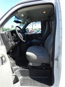 2015 Chevrolet Express 2500 - Photo 34 - Naples, FL 34104