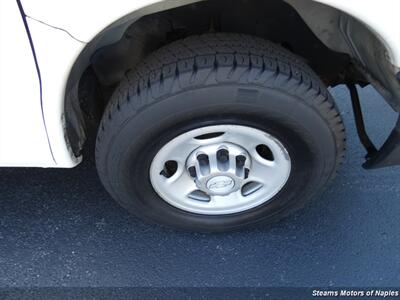 2015 Chevrolet Express 2500 - Photo 18 - Naples, FL 34104