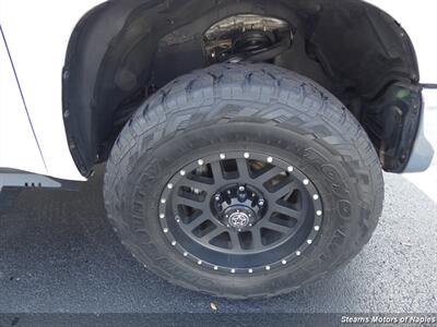 2017 Toyota Tundra SR5 - Photo 19 - Naples, FL 34104