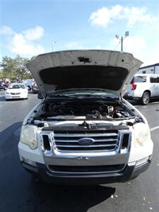 2010 Ford Explorer Sport Trac XLT   - Photo 6 - Naples, FL 34104