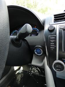 2013 Toyota Camry Hybrid LE - Photo 25 - Naples, FL 34104