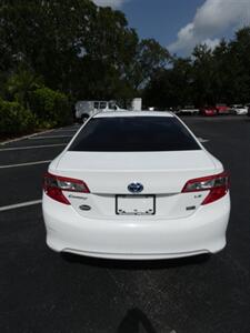 2013 Toyota Camry Hybrid LE - Photo 13 - Naples, FL 34104