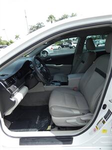 2013 Toyota Camry Hybrid LE - Photo 37 - Naples, FL 34104