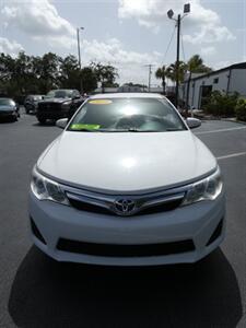 2013 Toyota Camry Hybrid LE - Photo 5 - Naples, FL 34104