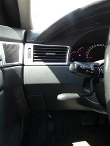 2004 Chrysler Pacifica   - Photo 22 - Naples, FL 34104
