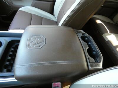2019 RAM 1500 Laramie - Photo 34 - Naples, FL 34104
