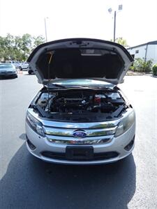2012 Ford Fusion SE - Photo 6 - Naples, FL 34104