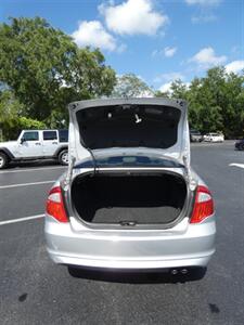 2012 Ford Fusion SE - Photo 14 - Naples, FL 34104