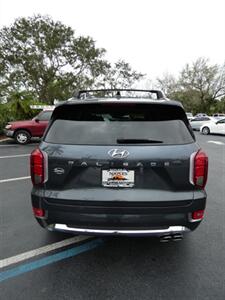 2020 Hyundai PALISADE Limited   - Photo 12 - Naples, FL 34104