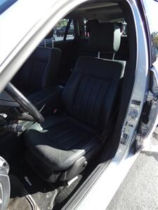 2013 Mercedes-Benz E 350 4MATIC - Photo 37 - Naples, FL 34104