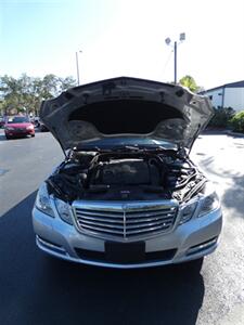2013 Mercedes-Benz E 350 4MATIC - Photo 6 - Naples, FL 34104