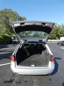 2013 Mercedes-Benz E 350 4MATIC - Photo 13 - Naples, FL 34104