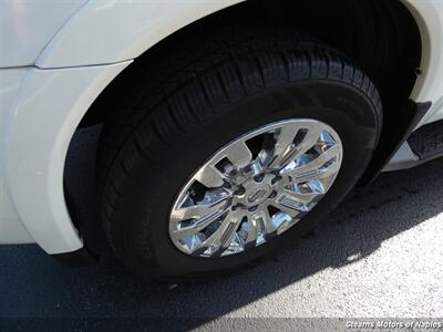2015 Nissan Armada Platinum - Photo 20 - Naples, FL 34104