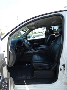 2015 Nissan Armada Platinum - Photo 41 - Naples, FL 34104