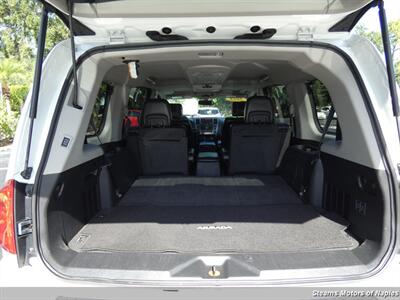 2015 Nissan Armada Platinum - Photo 15 - Naples, FL 34104