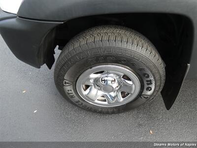 2015 Toyota Tacoma - Photo 15 - Naples, FL 34104