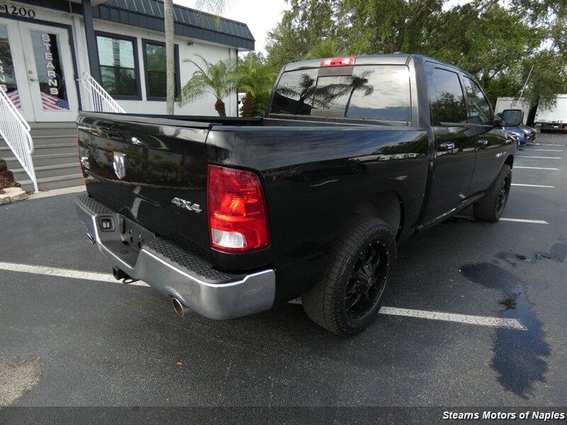 2009 Dodge Ram SLT photo 8
