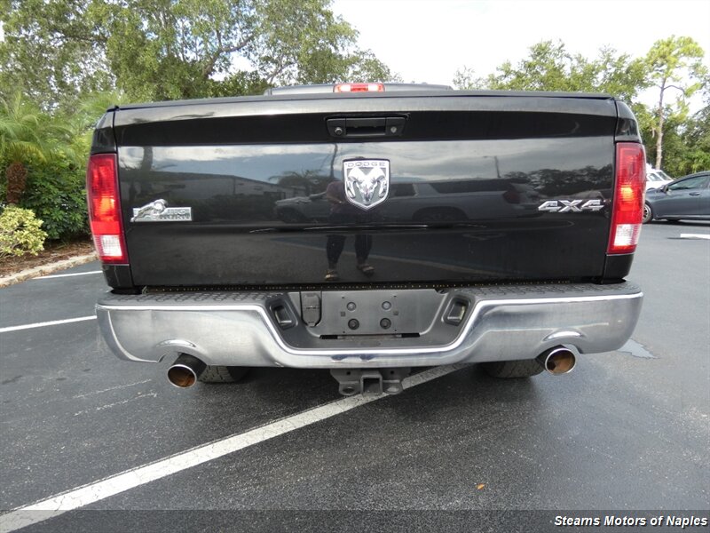 2009 Dodge Ram SLT photo 9