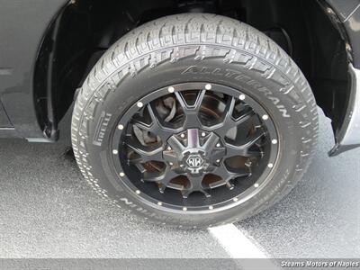 2009 Dodge Ram 1500 SLT   - Photo 18 - Naples, FL 34104