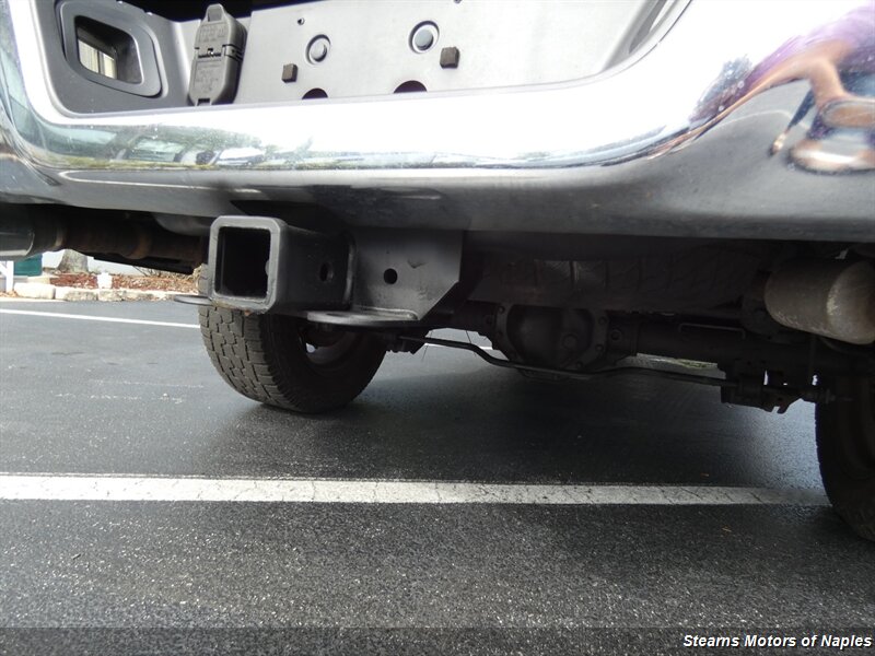 2009 Dodge Ram SLT photo 10